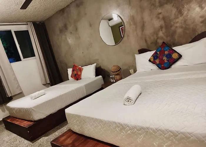 La Zona Hostel