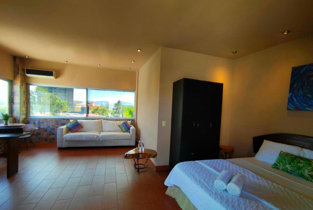 La Zona Hostal *